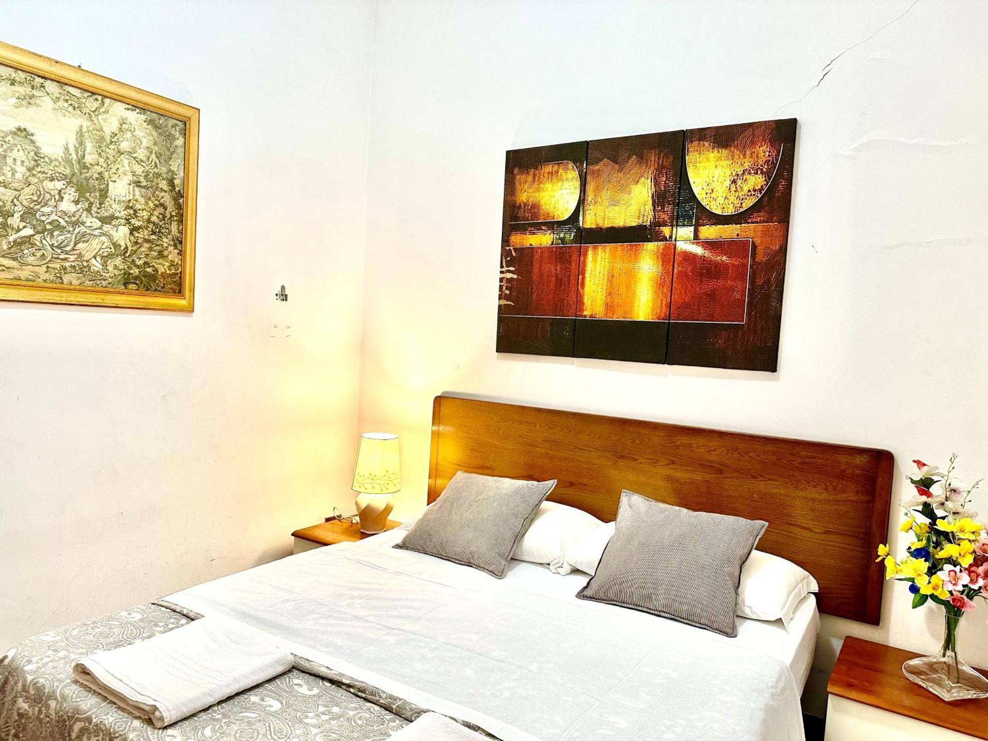 4 Bed Rooms Luxury Apartment Near Colosseum Roma Exterior foto